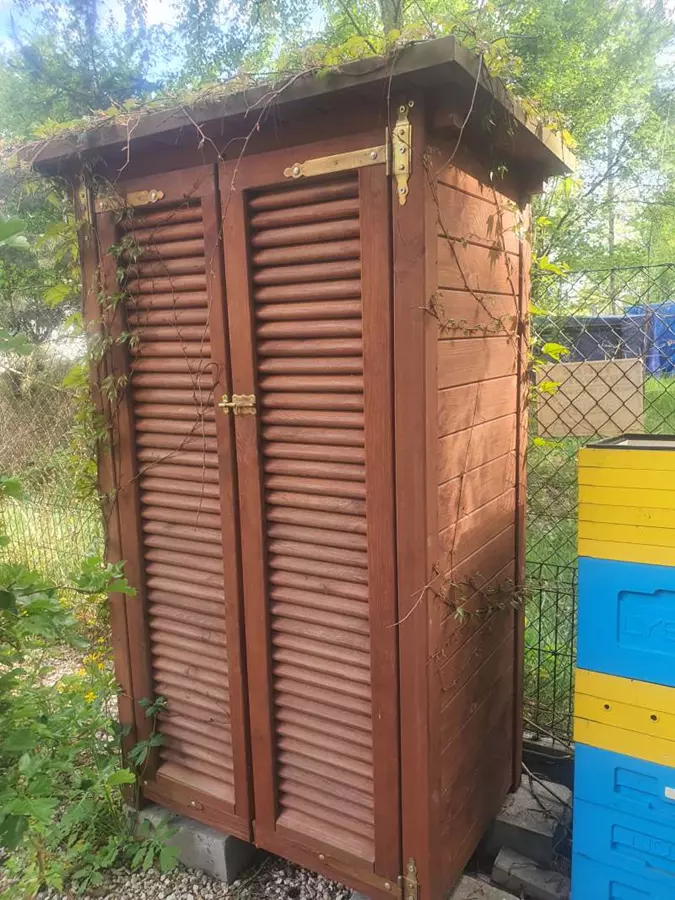 Przechowuj sprzęt ogrodowy z klasą – nowoczesne szafy na stolldrew.pl!